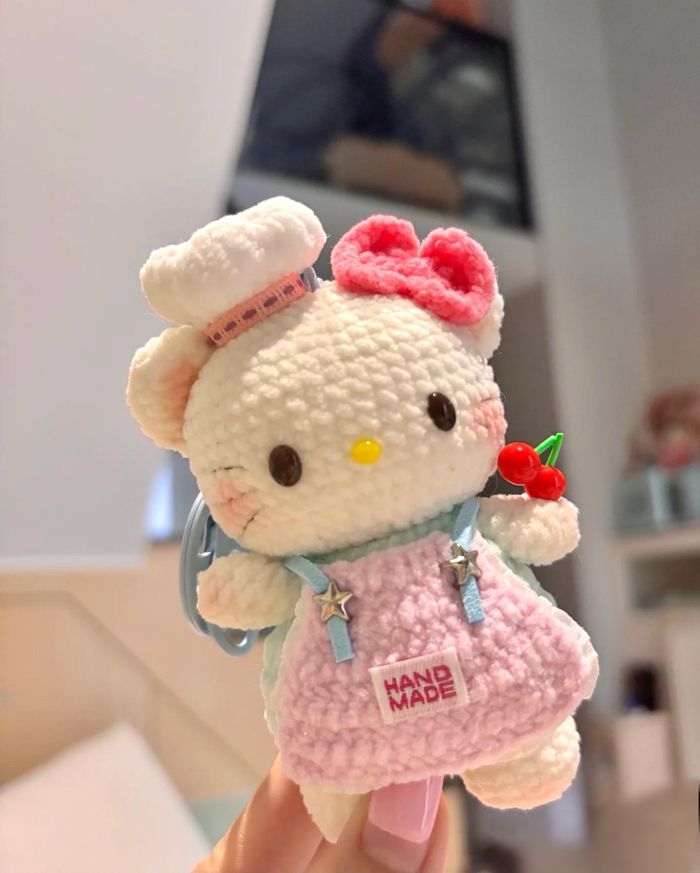 【成品】手工钩织毛线可爱kitty猫玩偶钥匙扣挂件送闺蜜礼物