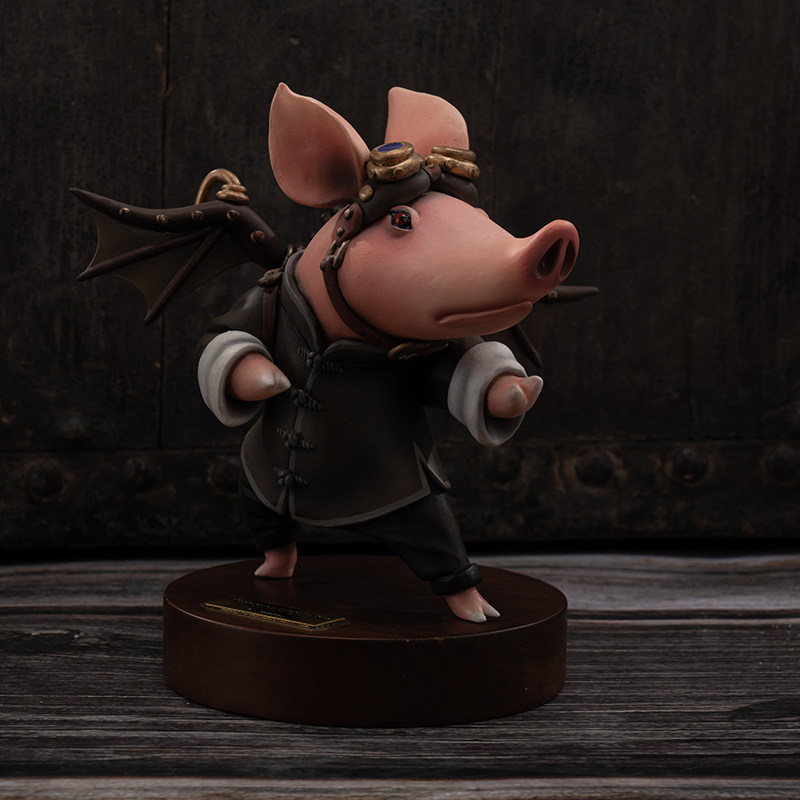 末那末匠丨镰田光司《Steampunk Kungfu Boo》功夫小猪艺术雕像