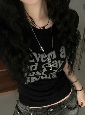 夏日小记 黑色字母修身印花短袖T恤 甜酷系辣妹显瘦百搭短款上衣