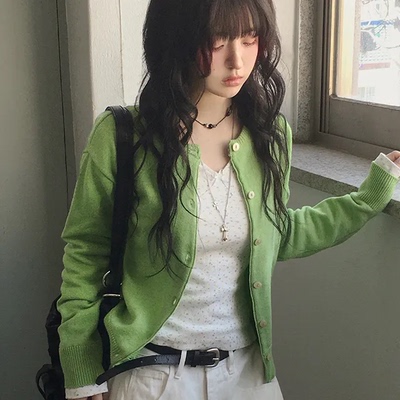 春天记事簿 圆领纽扣针织开衫上衣 柔软短款百搭修身毛衣外套
