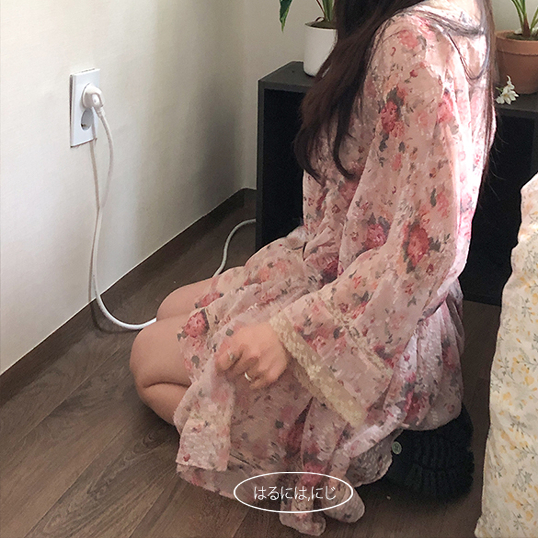 春天记事簿 玫瑰花蕾丝V领连衣裙 浪漫法式复古宽松显瘦雪纺短裙