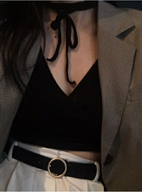 又a又奶 自带CHOKERのV领长袖TEE 韩国复古原宿短款T恤上衣秋季女