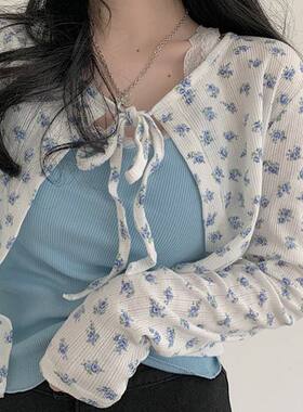 蓝莓小碎花韩带软妹宽松短开衫