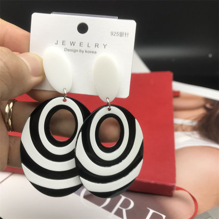 原创设计黑白撞色椭圆长耳环几何正方形圆环夸张欧美耳饰earrings