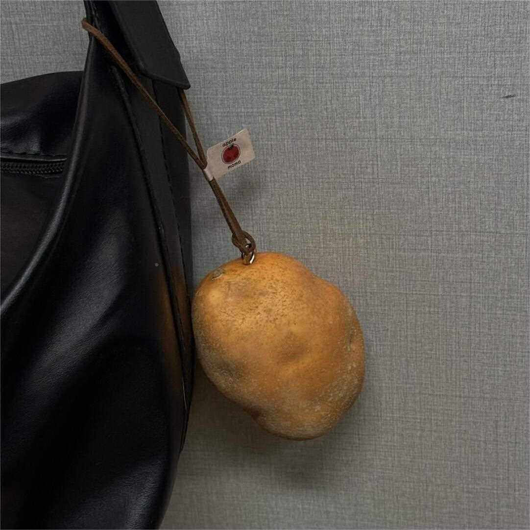 西红柿包挂件柿柿如意彷真菜创土HUW意蔬小众豆设计饰品番茄治愈