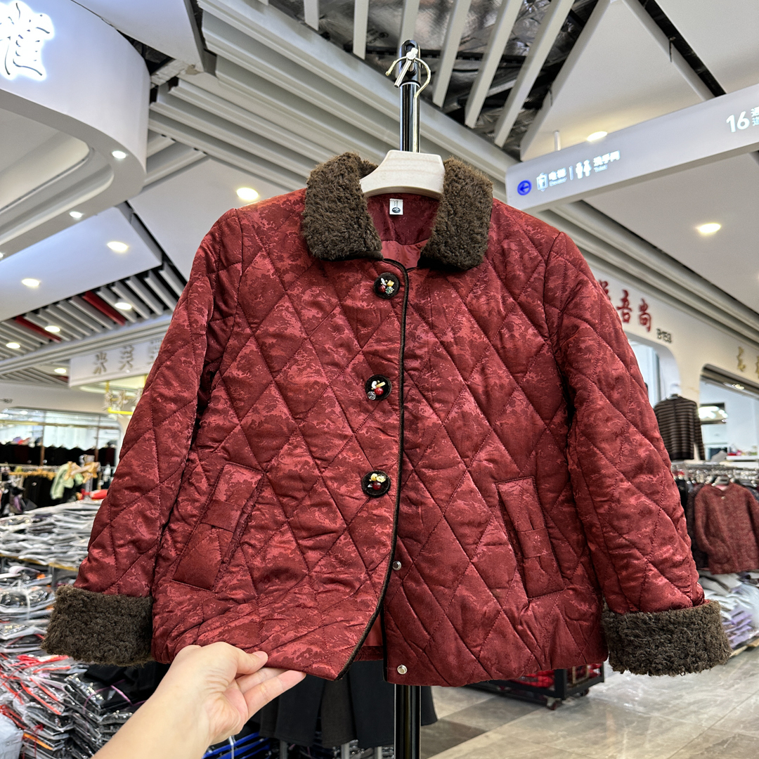 时尚妈妈秋冬新款毛毛翻领棉服女