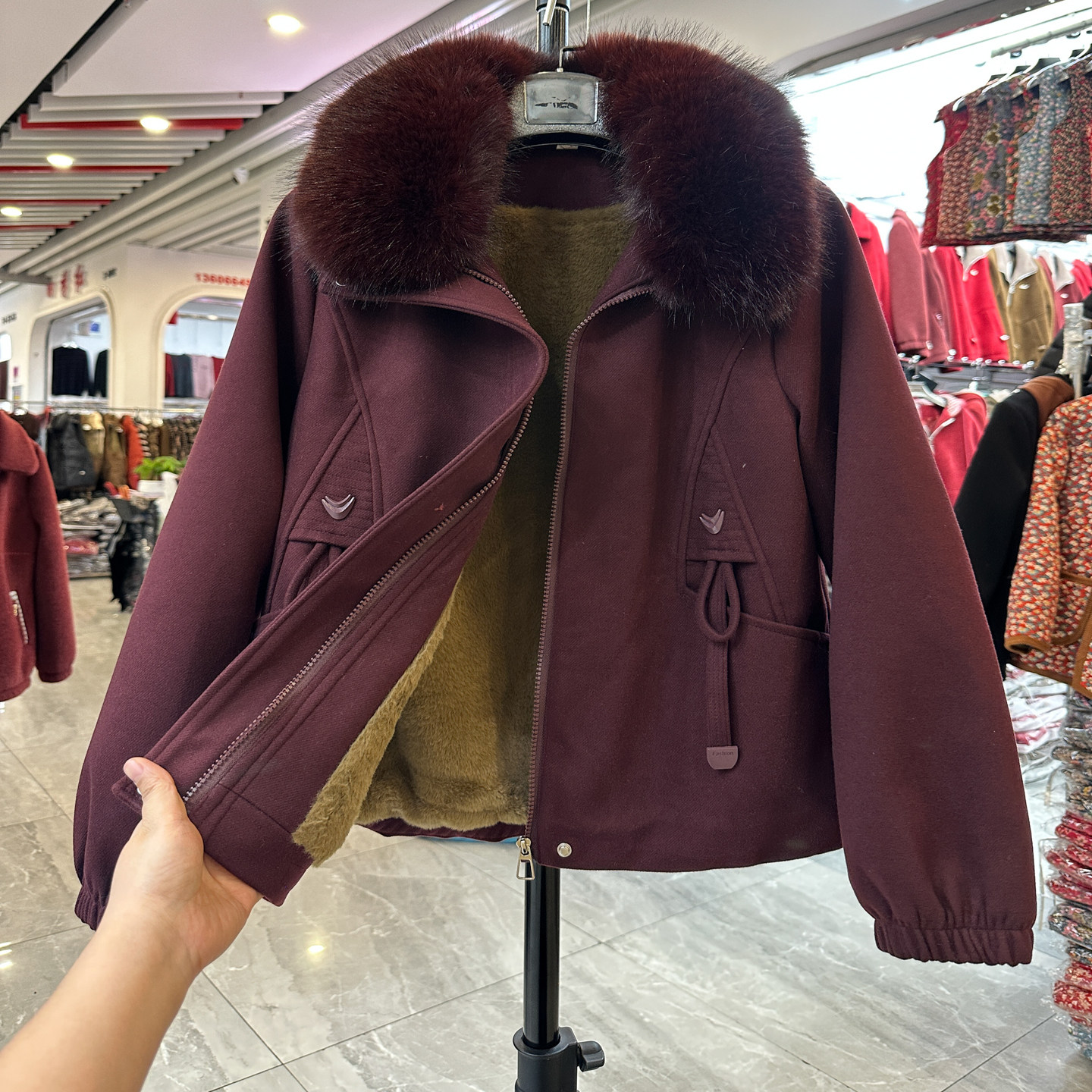 时尚妈妈装棉衣大毛领短外套女冬季保暖夹克酒红色加绒加厚妈妈装,女装/女士精品,短外套,淘宝优惠券,粉丝福利购,淘宝优惠卷