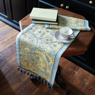 佩利斯花园提花桌旗