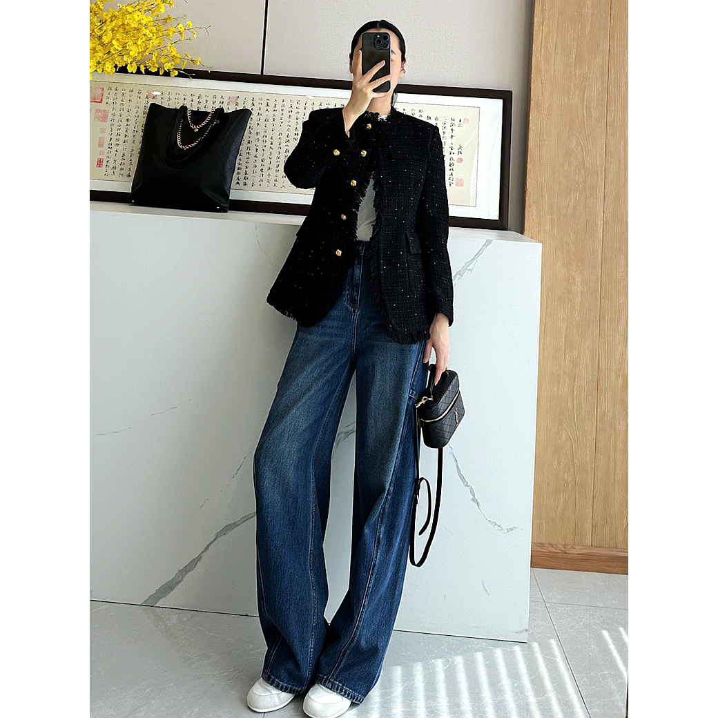 C4743 时尚巴黎的老店 一线大厂 型巨好 立裁剪裁镰刀牛仔裤 蓝色