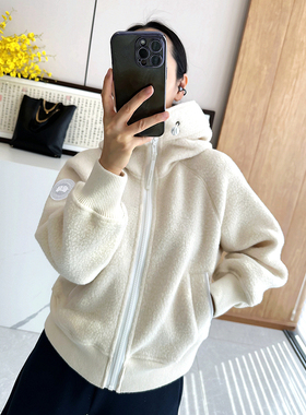 C4767时尚巴黎的老店 巨暖 有型更有范 羊毛抓绒飞行夹克连帽外套