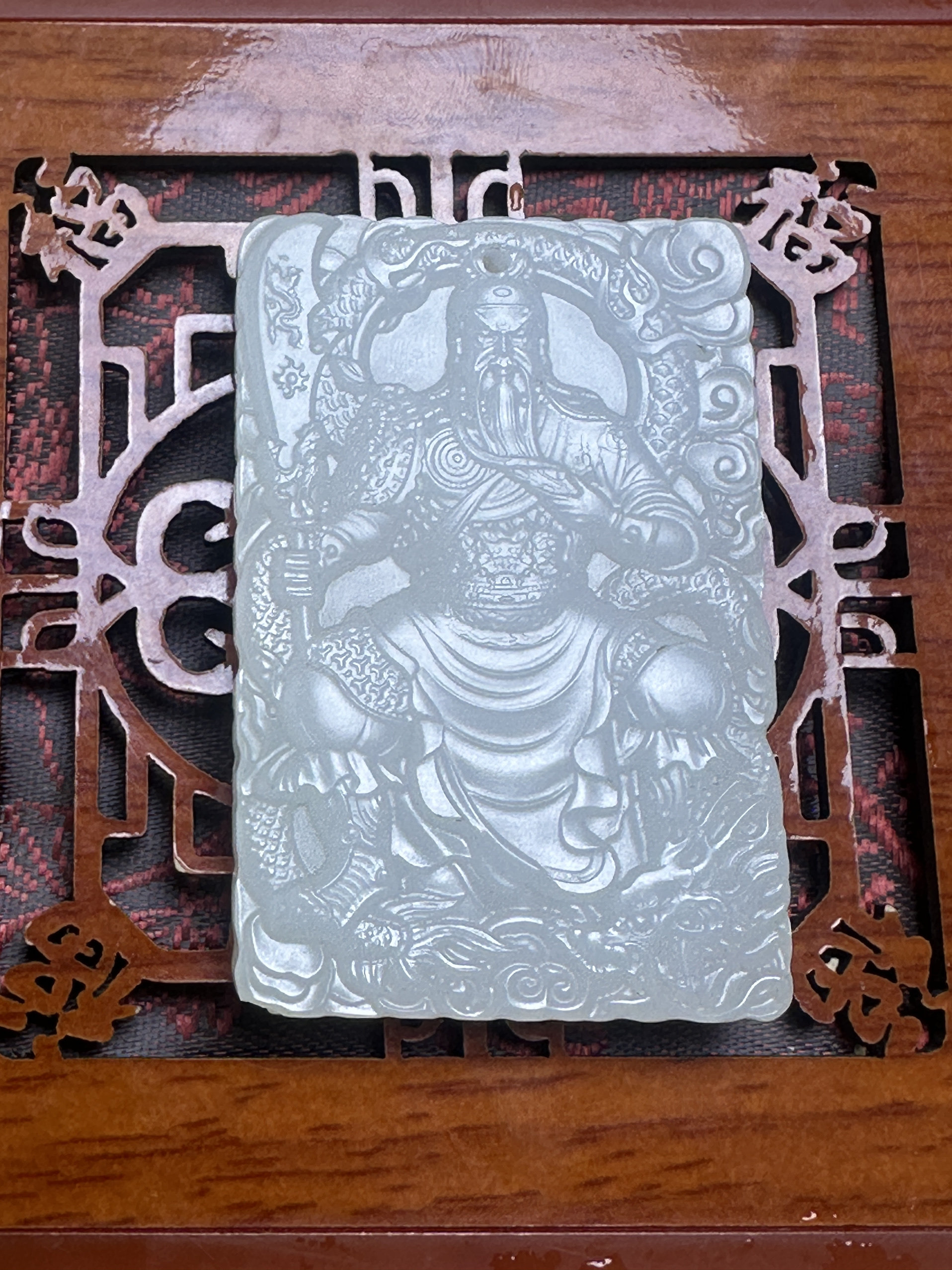 和田玉羊脂白玉关公吊坠双面雕刻挂牌关二爷男款武财神玉坠玉佩