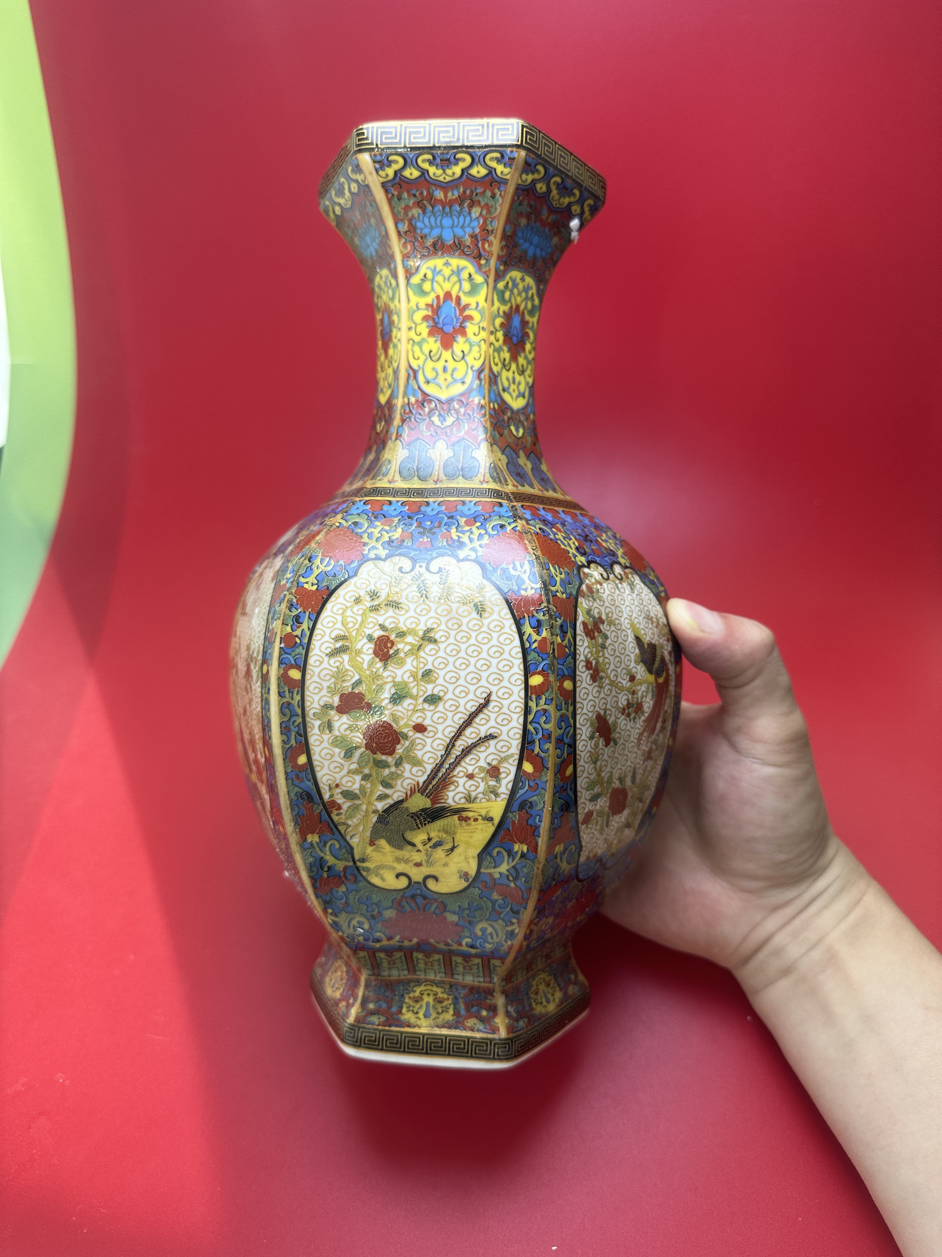 古玩瓷器文玩老货大清乾隆年制珐琅彩回流花鸟喜报富贵赏瓶摆件