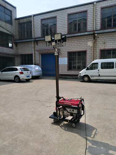 bt6000a移动照明灯四方升降