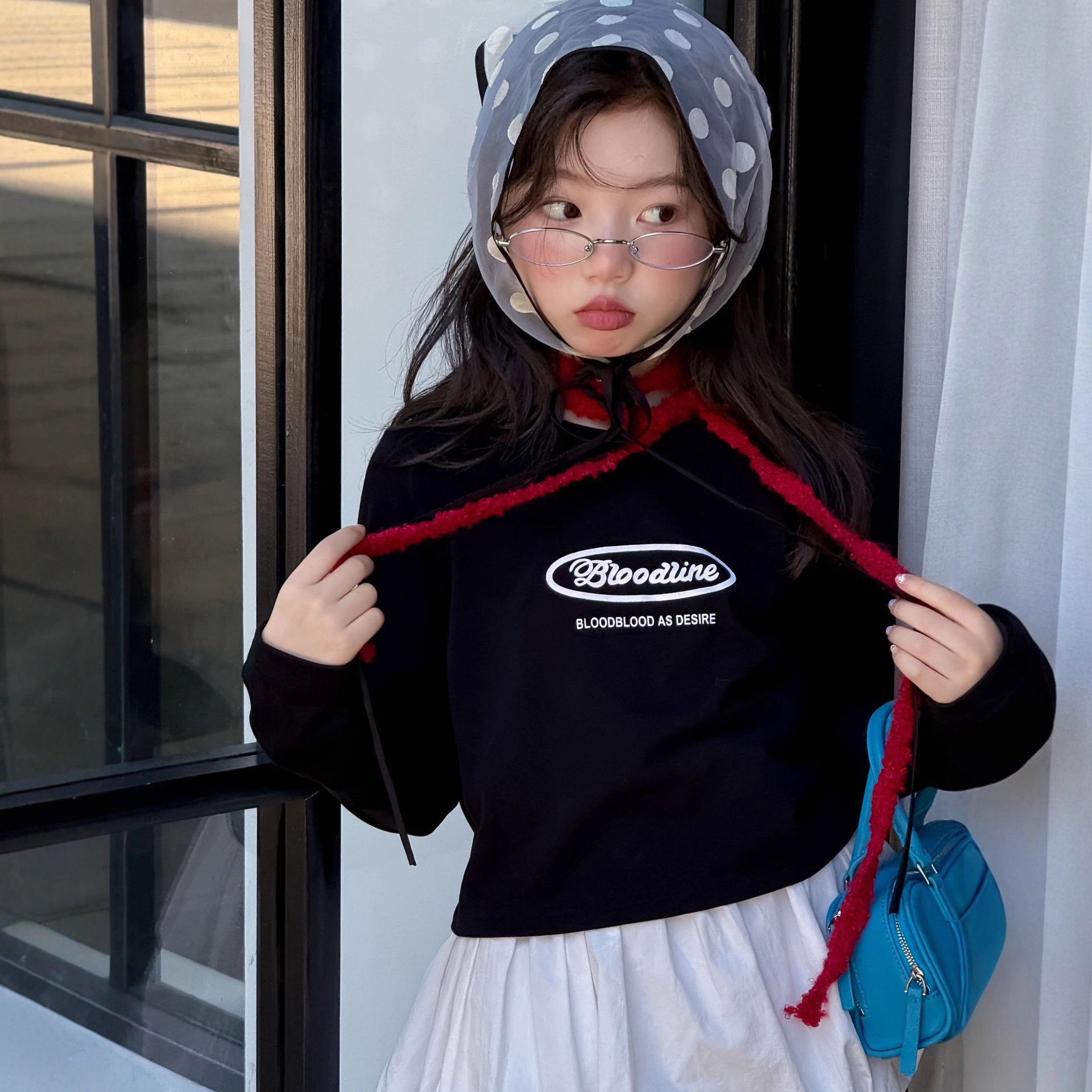 童T恤2025秋新款女童字母印花长袖t恤衫中大童潮范短款打底衫上衣