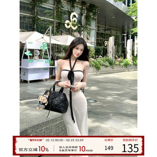 灰尘邓邓 纯欲挂脖连衣裙2026早春包臀裙抹胸长裙一字肩法式裙子