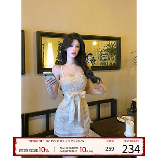 灰尘邓邓 千金感吊带连衣裙女2026早春新款钉珠抹胸包臀裙裙子