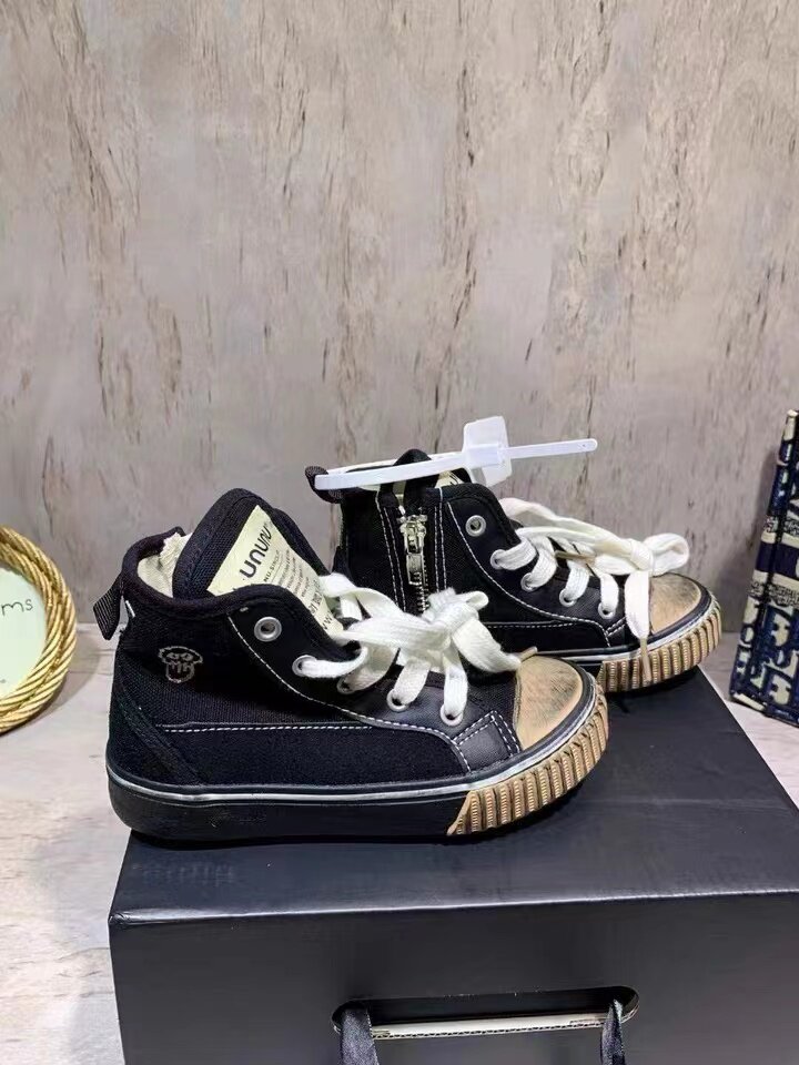 四季街头休闲儿童潮牌脏脏鞋