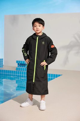 洲克青少年长款风衣防寒保暖带帽四季通用