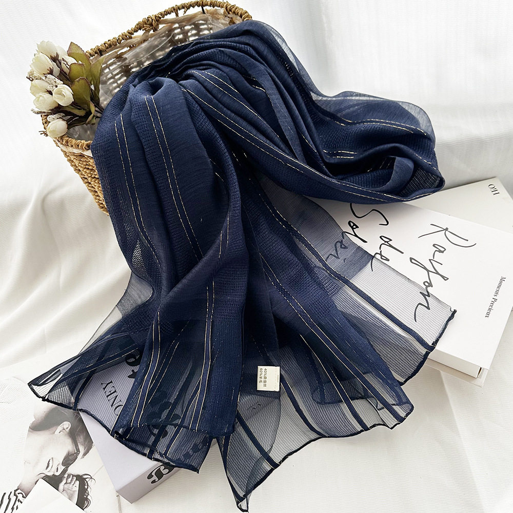 春秋款丝巾女轻薄款纯色新款防晒优雅高级感披肩蚕丝混纺金线头巾