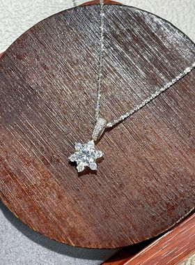 s925纯银首饰新款冬季元素雪花吊坠项链精致镶钻闪耀镶锆石高级感