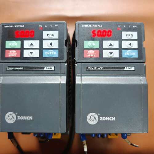 议价众辰变频器Z2200-1R5G-M可维修