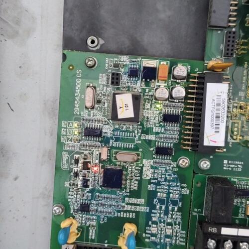 议价台达空压机变频器！15KW产品！可维修