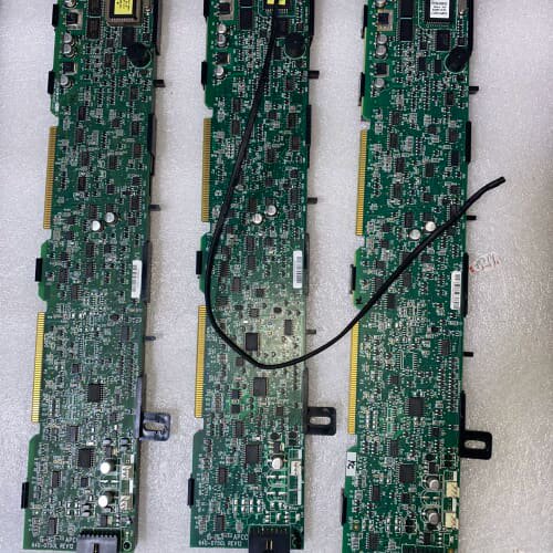 议价APC APCC 640-0750L主板，型号REV12，带可维修