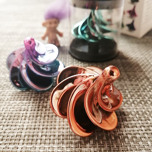 风动陀螺抖音磁力空气创意益智