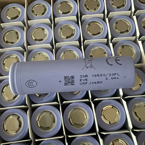 亿纬 18650 全极耳30PL 锂电池 低内阻大动力 马拉西亚产