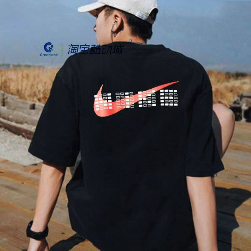 Nike/耐克男子休闲学生满分考试口袋全对印花纯棉短袖 HF6594-010