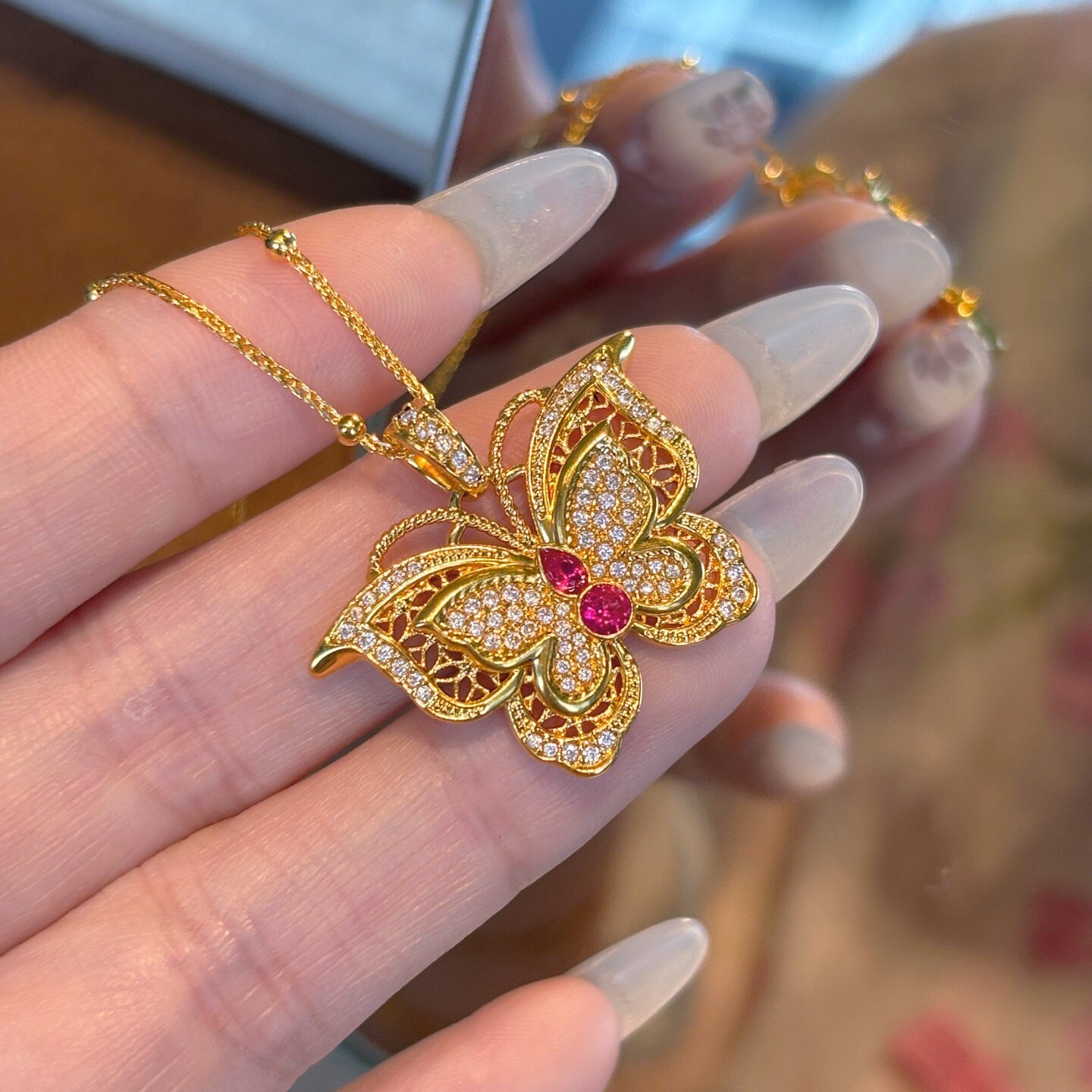 千夕 足金999玲珑花丝蝴蝶黄金吊坠送女友新年七夕情人节生日礼物