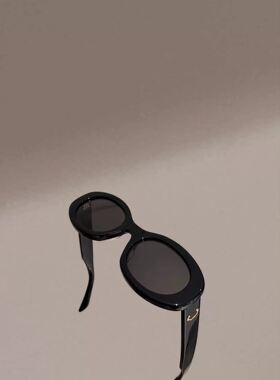 黑色椭圆墨镜太阳眼镜