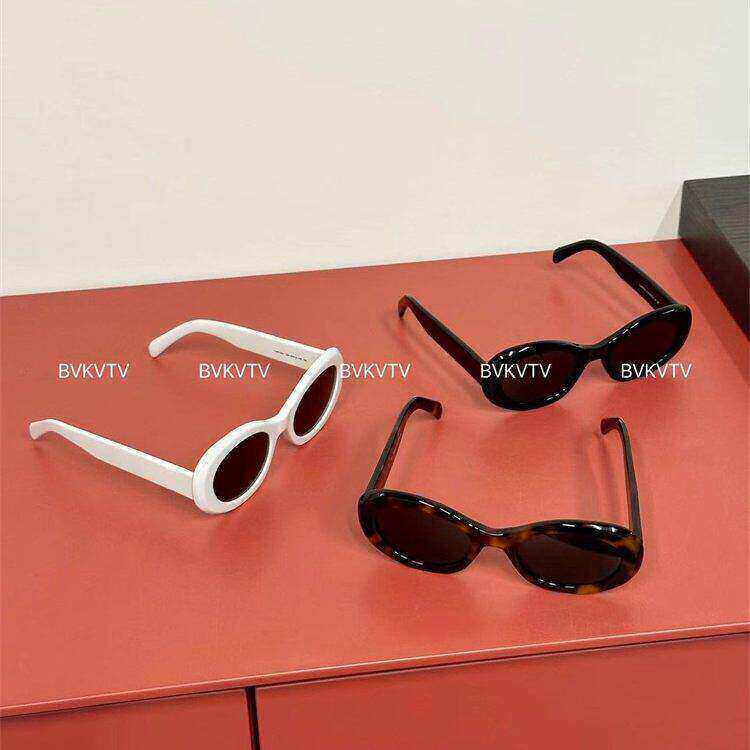 强烈推荐！2025新款黑色个性椭圆框太阳镜女时尚休闲简约复古墨镜