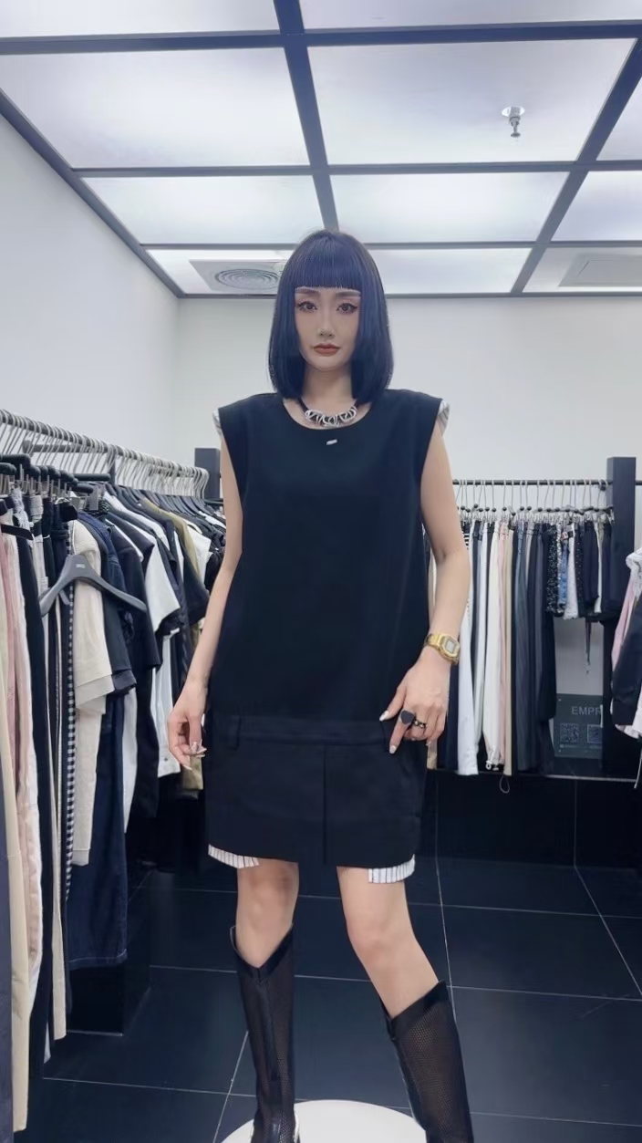 欧洲站2024夏季新款设计感小众拼接拼色无袖连衣裙女西装背心裙潮