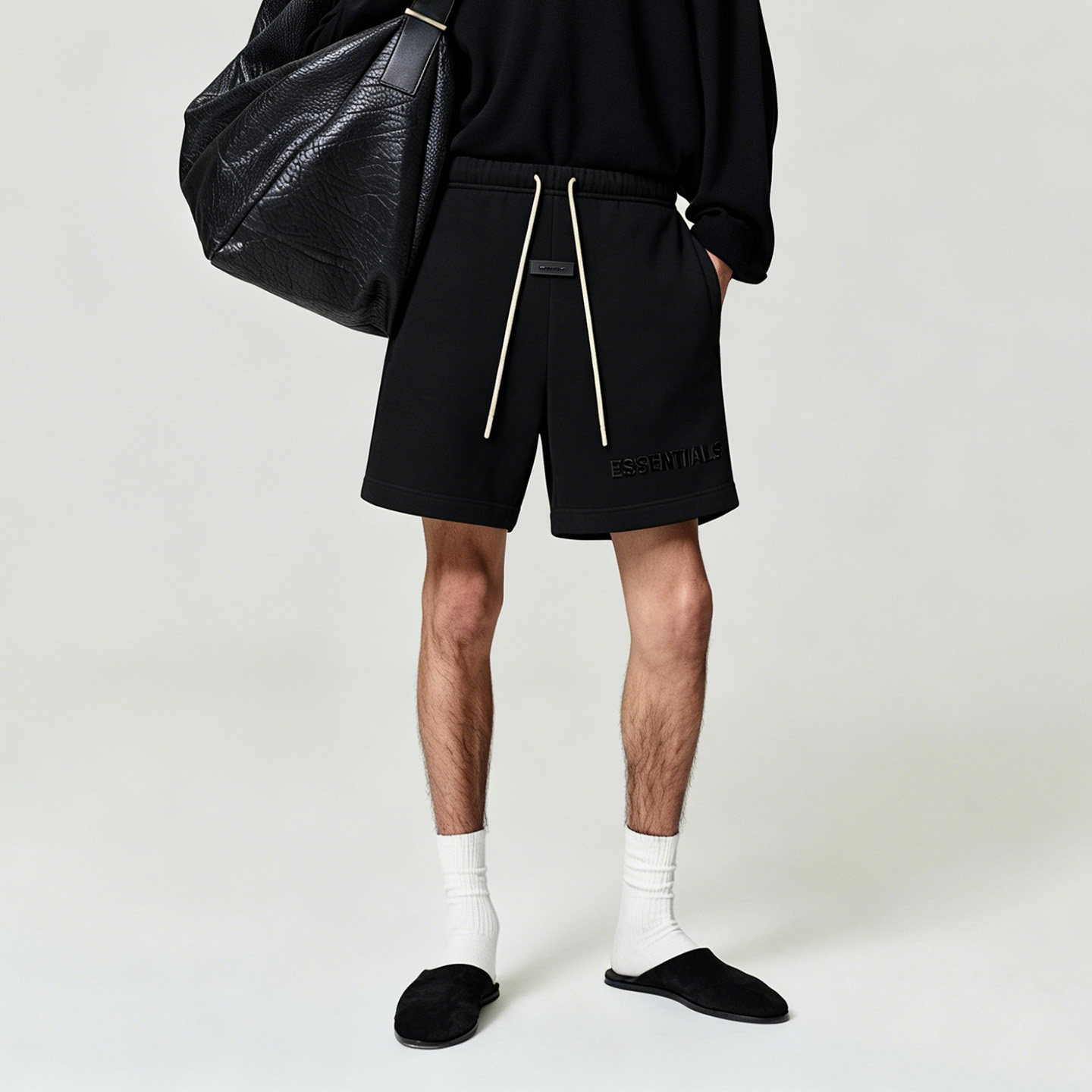 【秒杀】Fear Of God Essentials 夏季ESS短裤男士纯色字母短裤