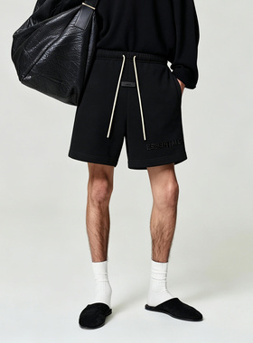 【秒杀】Fear Of God Essentials 夏季ESS短裤男士纯色字母短裤