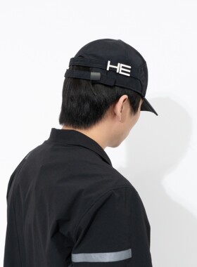 HELIOT EMIL 男士时尚百搭拼接金属LOGO设计弯檐鸭舌帽棒球帽帽子