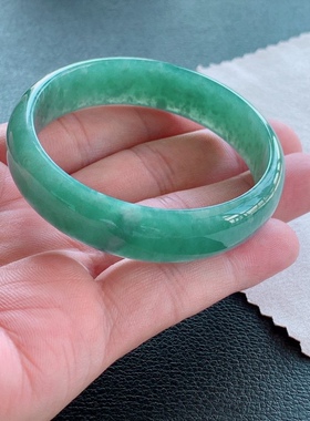 52圈天然蓝色翡翠手镯37.37时尚女款百搭蓝水翡翠飘绿翡翠玉镯子
