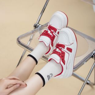 厚底小白鞋2026早春新款学院风增高女百搭休闲板鞋学生韩版真皮
