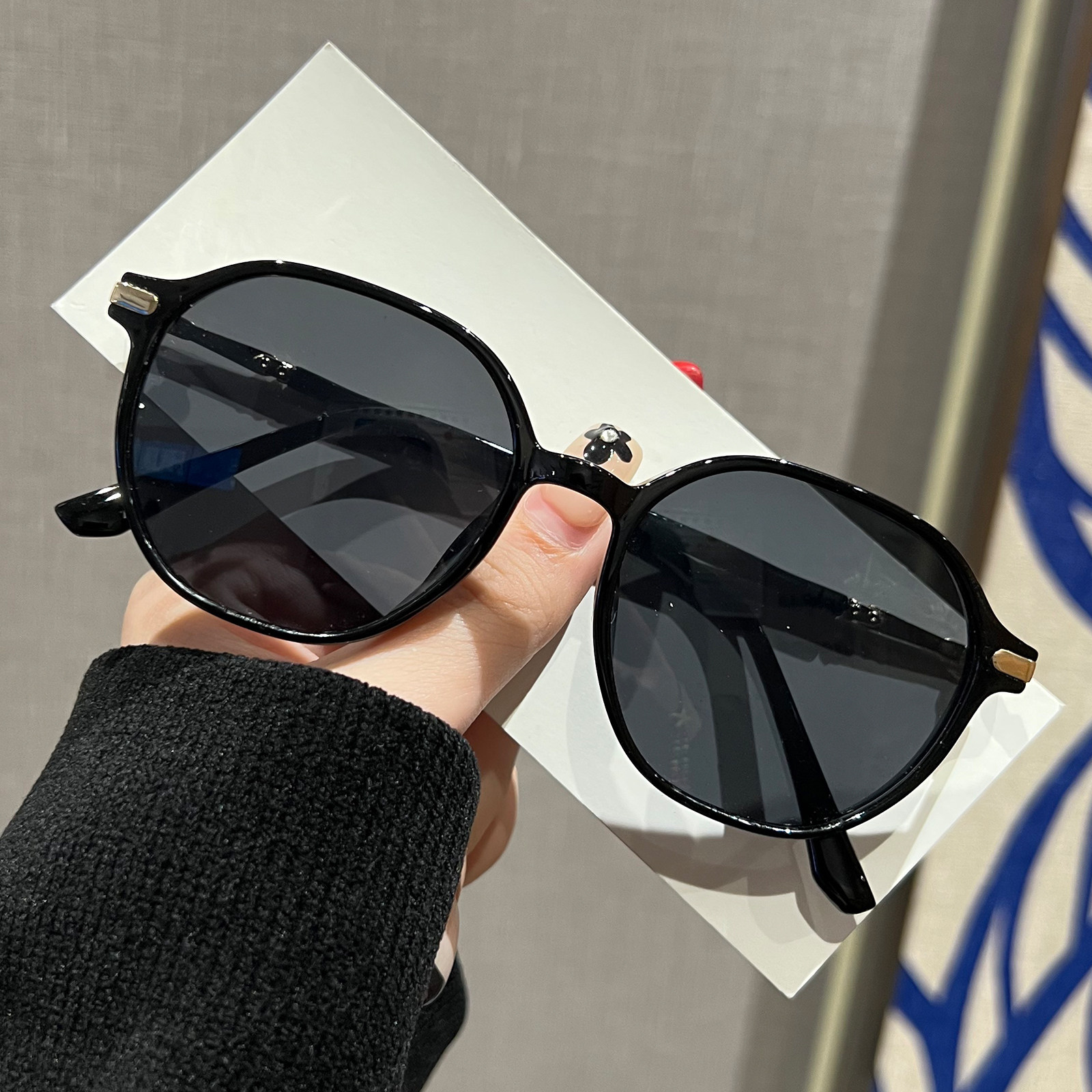 时尚优雅女士太阳镜可配近视度数偏光墨镜潮流百搭男士开车驾驶镜