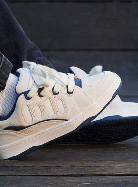 顽刻ollieskate面包鞋翻毛皮白蓝撞色拼接秋冬BAKE男女国潮滑板鞋