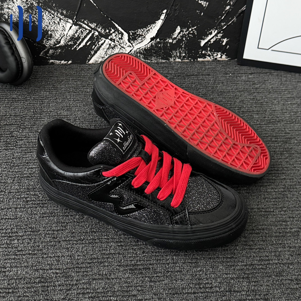 顽刻ollieskate黑色红底黑闪亮晶晶学生休闲W系列男女国潮滑板鞋