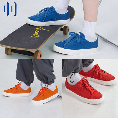 蓝色滑板鞋顽刻透气休闲低帮
