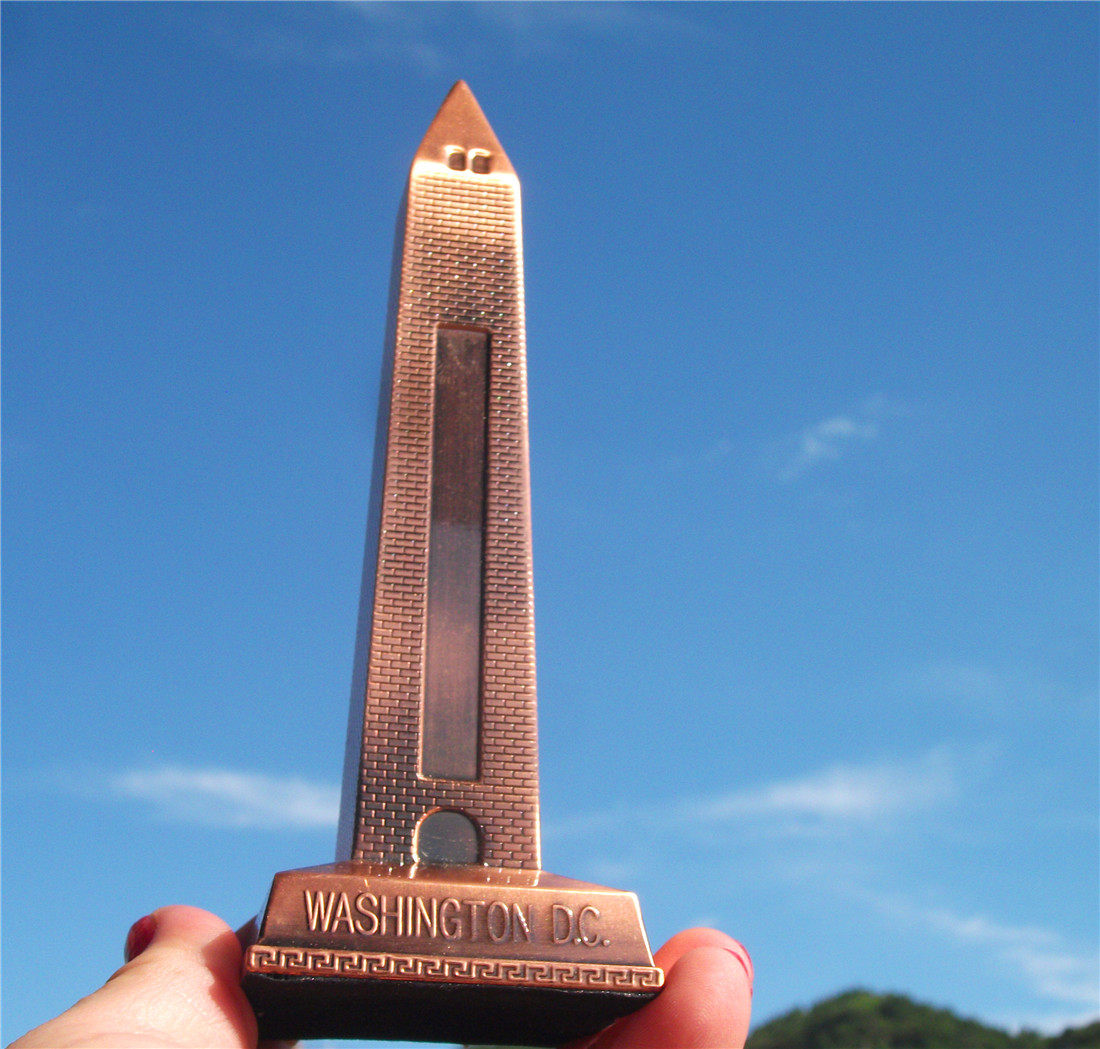 美国当地纪念品 华盛顿 方尖碑 金属摆件 有盒 旅背washington