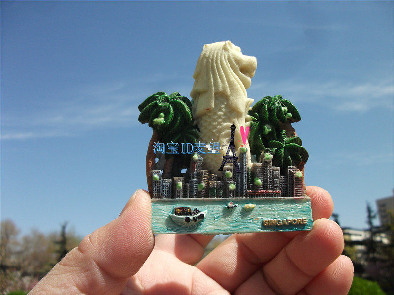 WORLD TRAVEL COMMEMORATIVE FRIDGE MAGNET SINGAPORE GLOW-IN-THE-DARK MERLION SUPER SINAGPORE