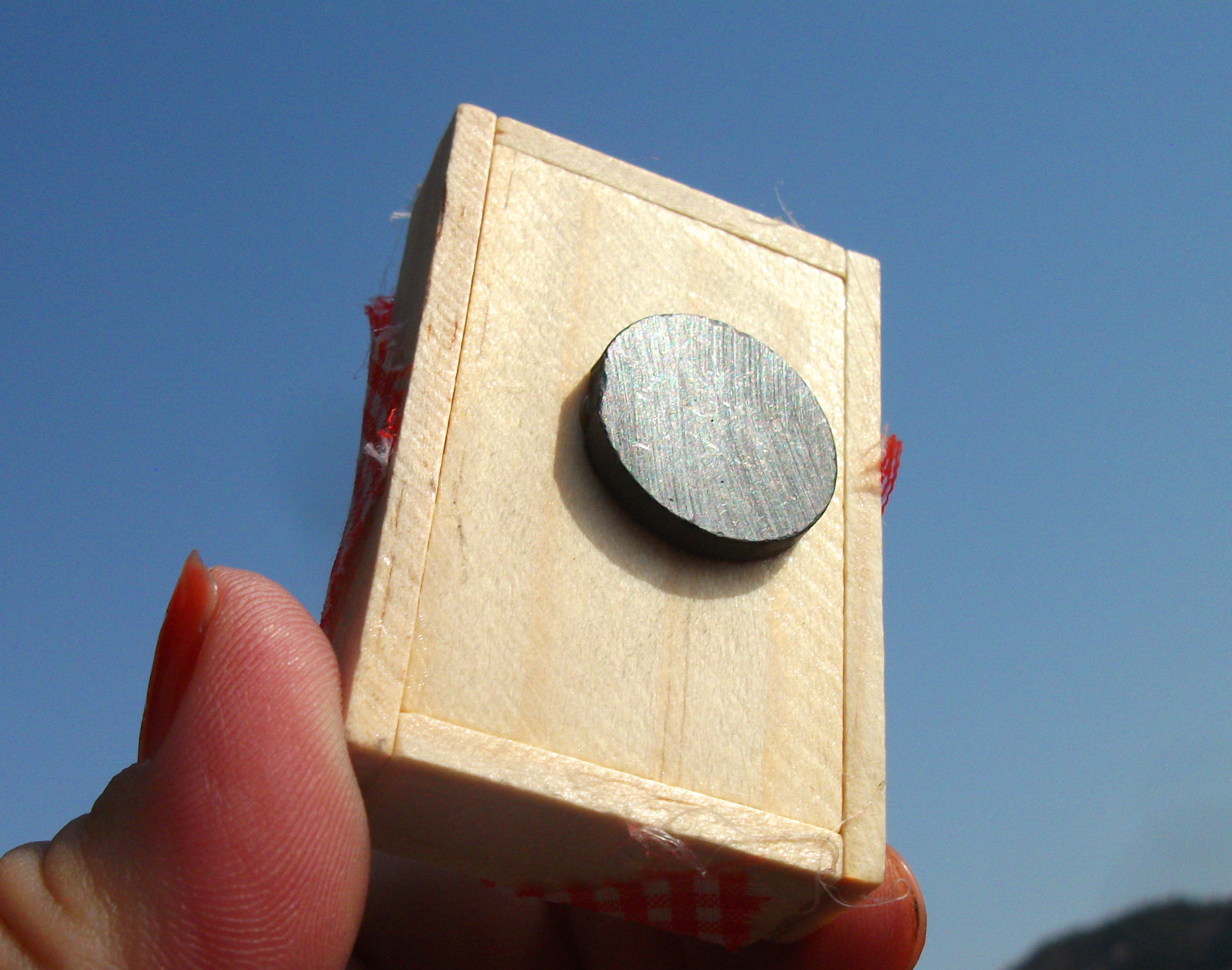 FRENCH LOCAL FRIDGE MAGNET FRANCE WINE IN WOODEN BOX CHEESE TABLECLOTH EMULATION