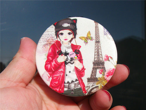 法国巴黎当地购买PU皮双面镜子