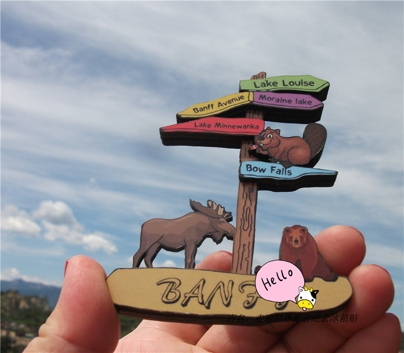 CANADIAN LOCAL FRIDGE MAGNET WOODEN BANFF BANFF STREET SIGN LAKE LOUISE HANDIFOLD LICENSE PLATE