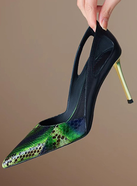 32-45码气质名媛高跟鞋蛇皮拼接尖头浅口单鞋侧空黑色高跟鞋女