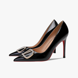 32-45码尖头细跟高跟鞋2025新款V家扣黑色性感红底水钻浅口单鞋女